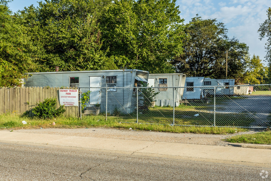 2216 E Broadway St, West Memphis, AR à vendre - Photo du bâtiment - Image 2 de 5