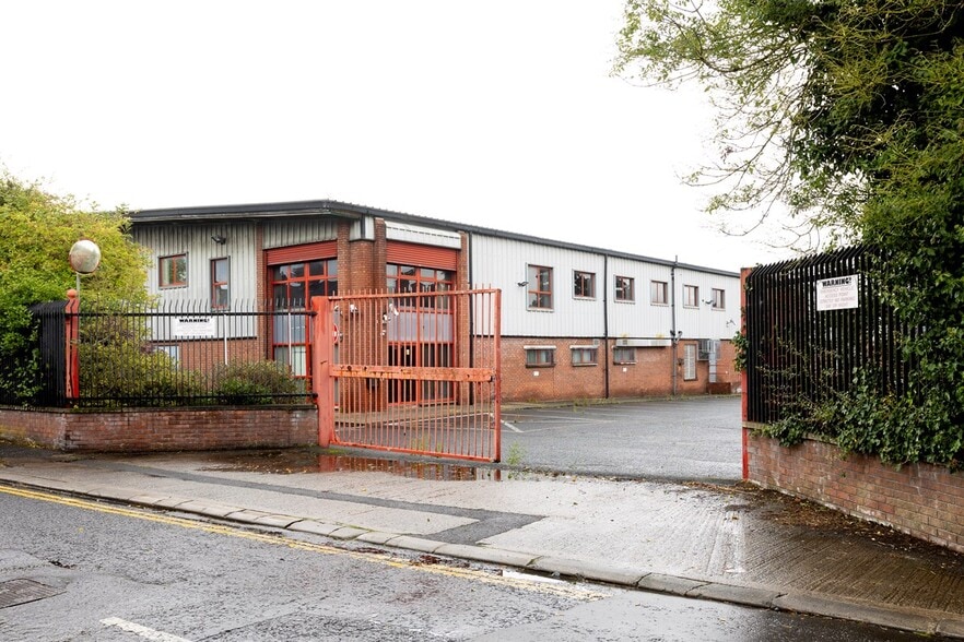 1-5 Redcar St, Belfast à louer - Photo du bâtiment - Image 3 de 7