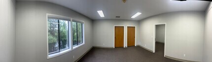 36200 Pittsburg Rd, Saint Helens, OR for lease Interior Photo- Image 2 of 4