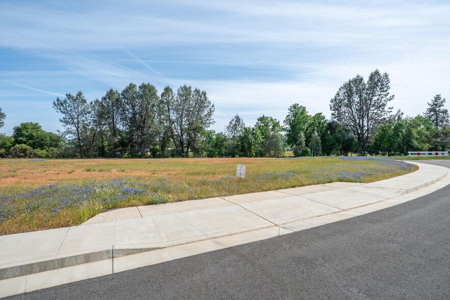 Rancho Industrial Park, Redding, CA for sale - Primary Photo - Image 1 of 4