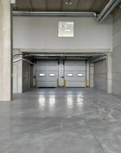 Flex in Tremblay-en-France for lease Building Photo- Image 1 of 3