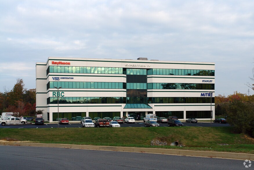 46579 Expedition Dr, Lexington Park, MD à louer - Photo du bâtiment - Image 2 de 4