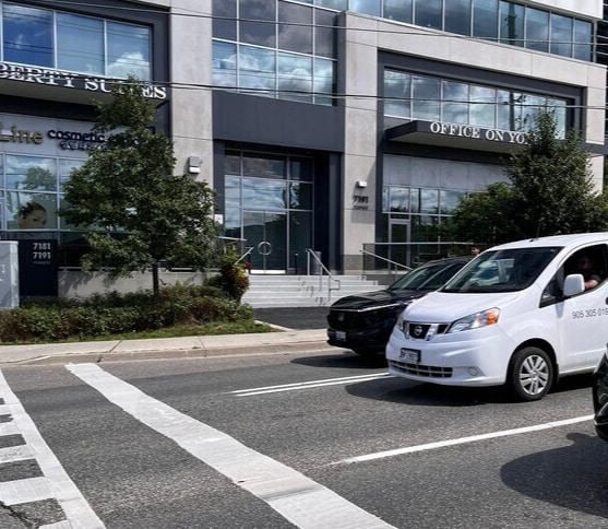 7191 Yonge St, Markham, ON for lease - Building Photo - Image 3 of 10