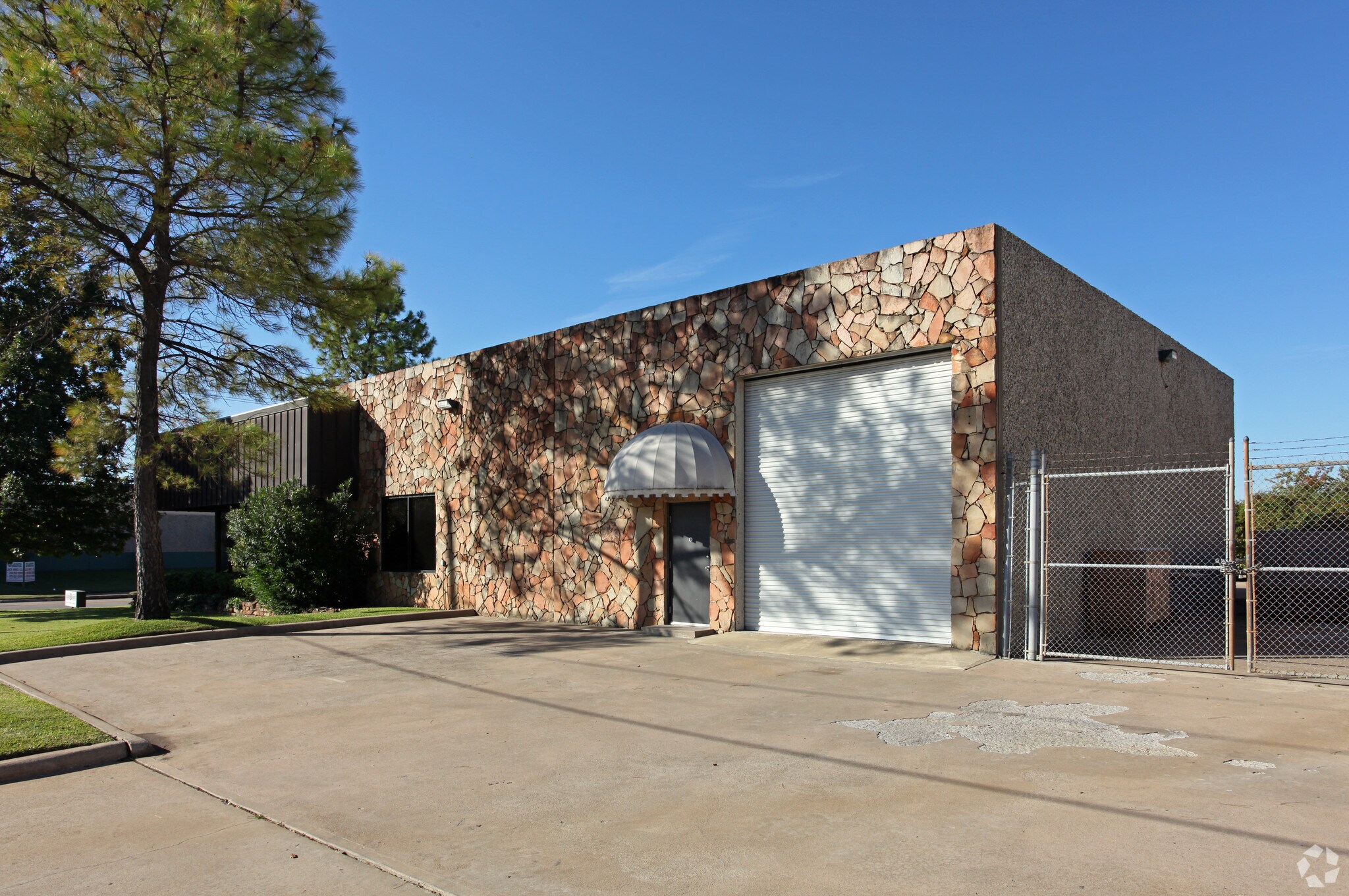 2515 Manana Dr, Dallas, TX à vendre Photo principale- Image 1 de 3