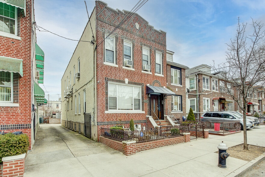 1645 W 6th St, Brooklyn, NY for sale - Building Photo - Image 2 of 36