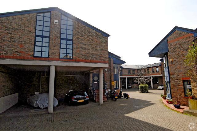 Felsham Rd, Londres à louer - Photo du bâtiment - Image 2 de 66