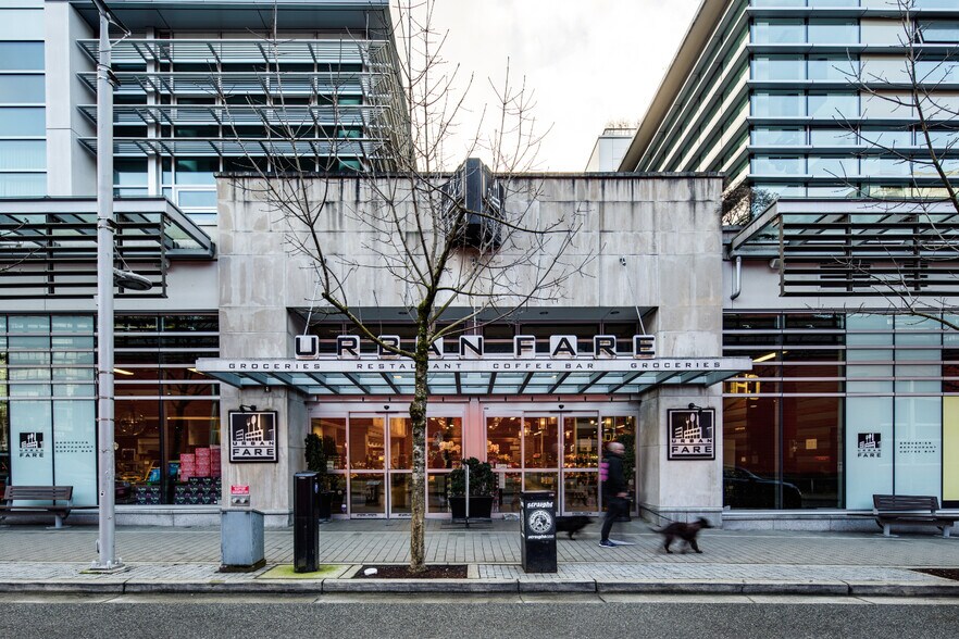 1610-1622 Salt St, Vancouver, BC à louer - Photo du bâtiment - Image 3 de 12