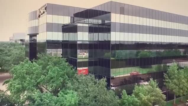2901 Wilcrest Dr, Houston, TX à louer - Vidéo sur l’inscription commerciale - Image 2 de 10