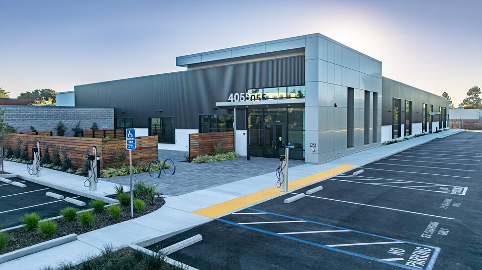 4055 Bohannon Dr, Menlo Park, CA for lease - Building Photo - Image 1 of 5