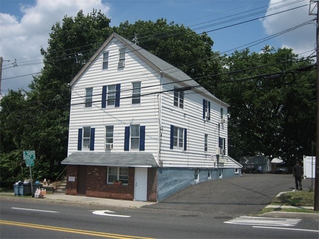 11 Terhune Ave, Lodi, NJ for sale Primary Photo- Image 1 of 14