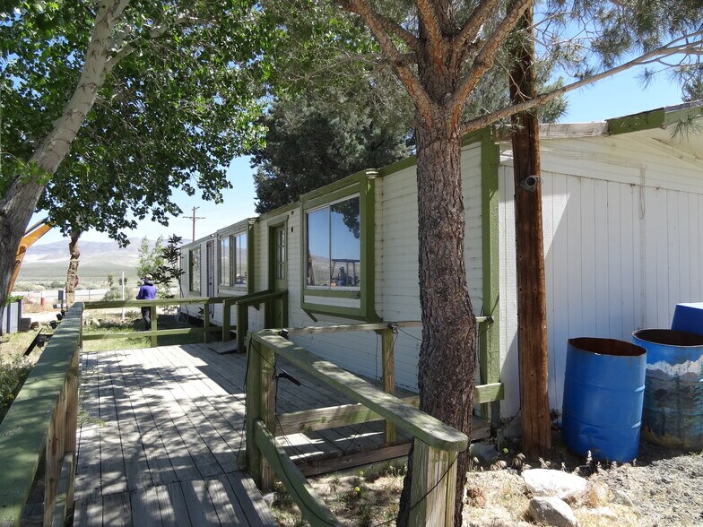 2371 US 395 Hwy, Olancha, CA à vendre - Photo du bâtiment - Image 3 de 32