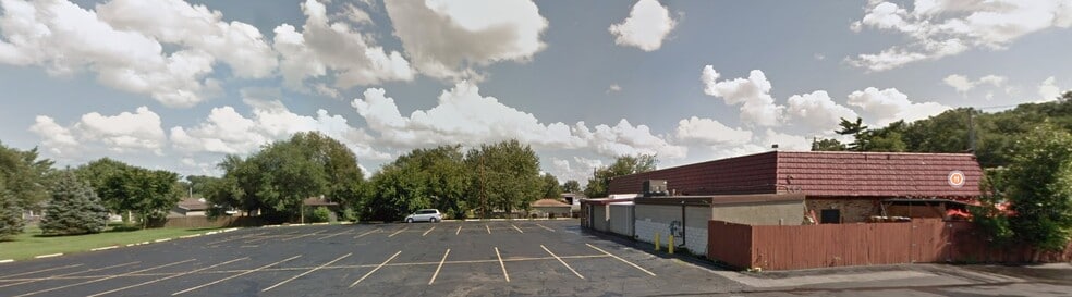 222 E Ridge Rd, Griffith, IN for sale - Building Photo - Image 3 of 3