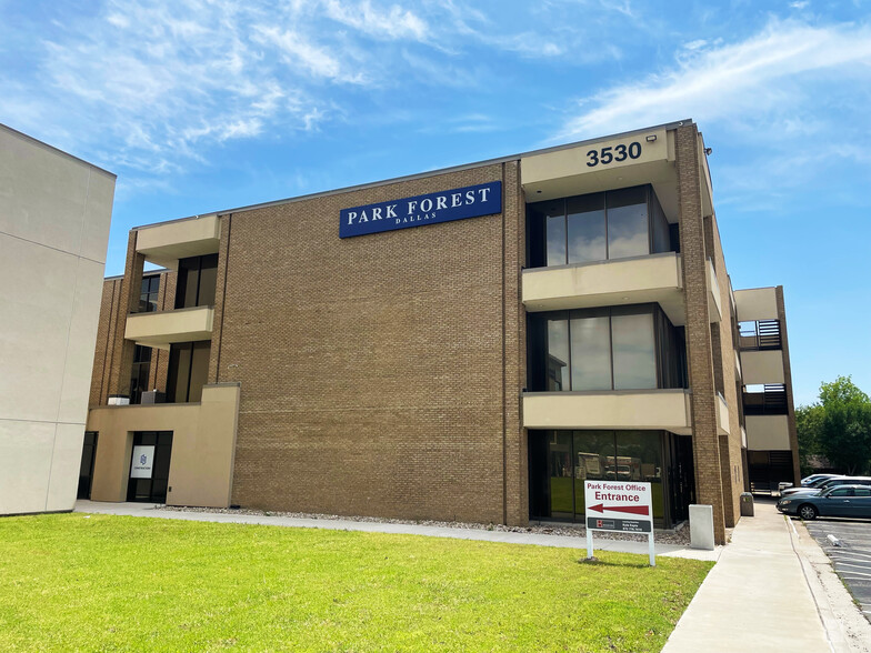 3530 Forest Ln, Dallas, TX for lease - Building Photo - Image 1 of 21