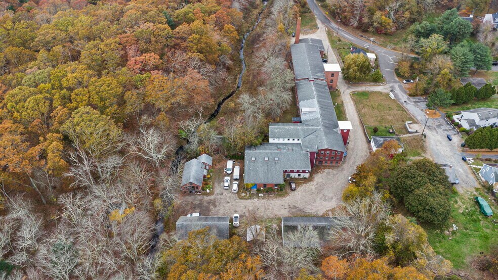 215 Shady Lea Rd, North Kingstown, RI à vendre - Aérien - Image 2 de 35