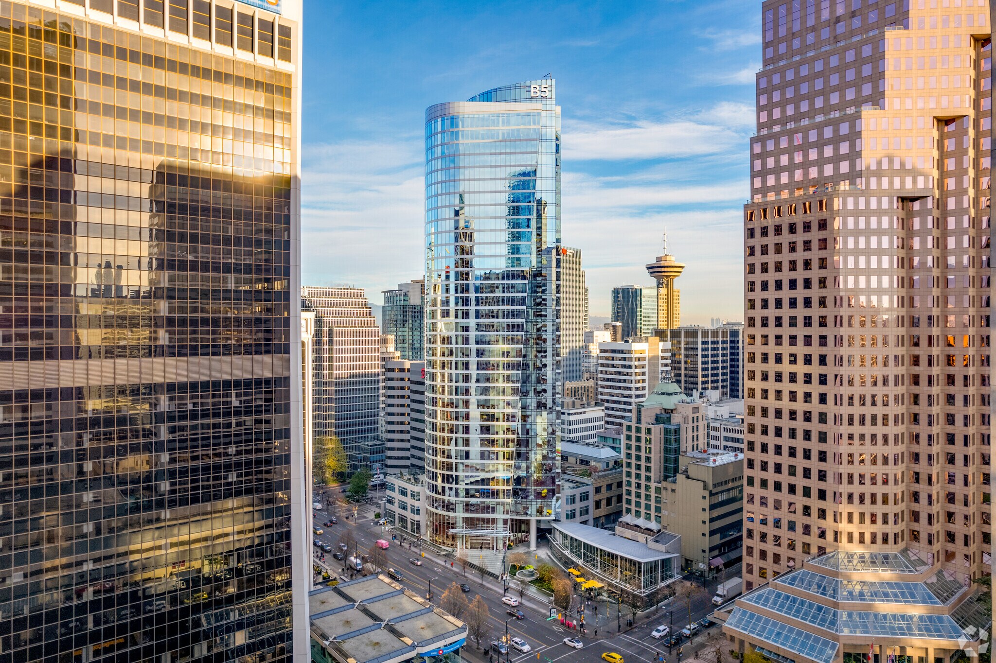 550 Burrard St, Vancouver, BC à louer Photo du bâtiment- Image 1 de 13