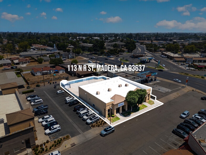 113 N R St, Madera, CA for sale - Primary Photo - Image 1 of 12