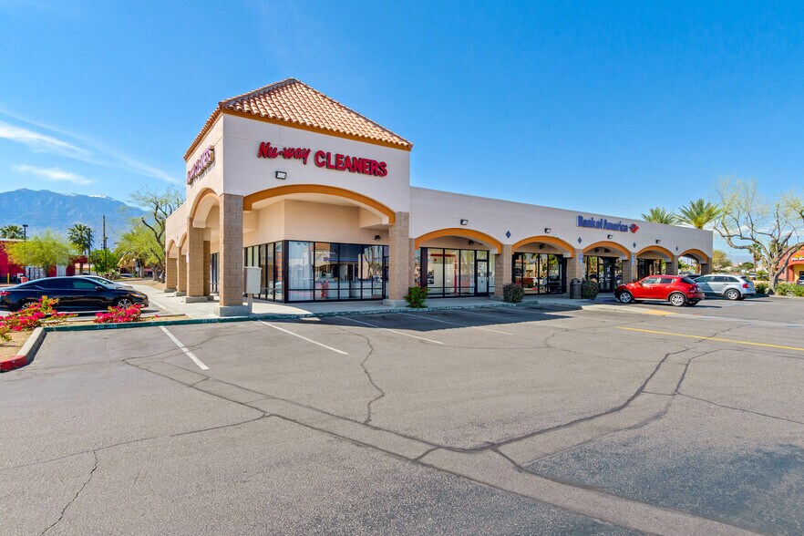 69115-69275 Ramon Rd, Cathedral City, CA à louer - Photo du bâtiment - Image 3 de 9