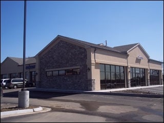 3703 SW Burlingame Rd, Topeka, KS à louer - Photo du bâtiment - Image 2 de 3