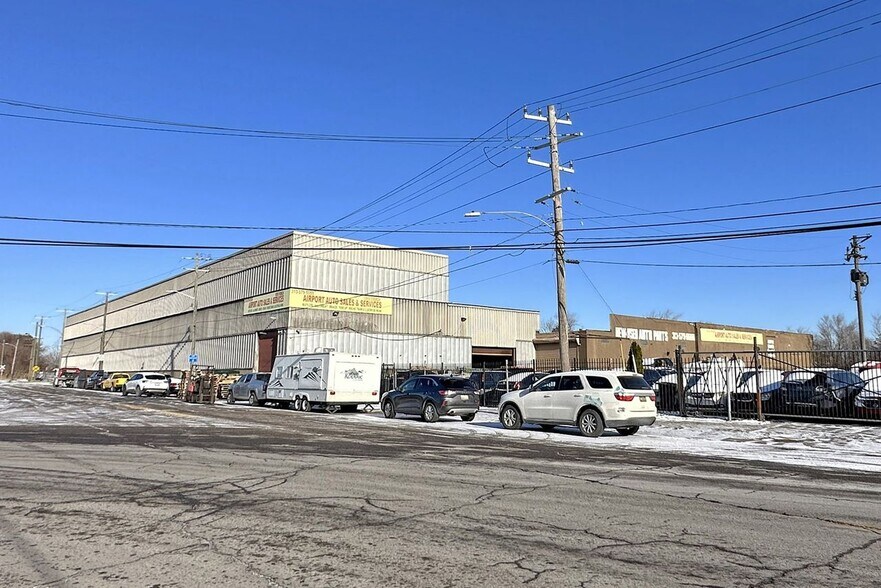 10000 French Rd, Detroit, MI à vendre - Photo du bâtiment - Image 3 de 10