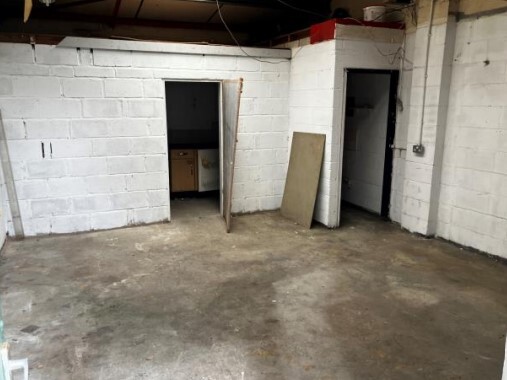 Bilbao St, Bolton for lease Interior Photo- Image 1 of 1