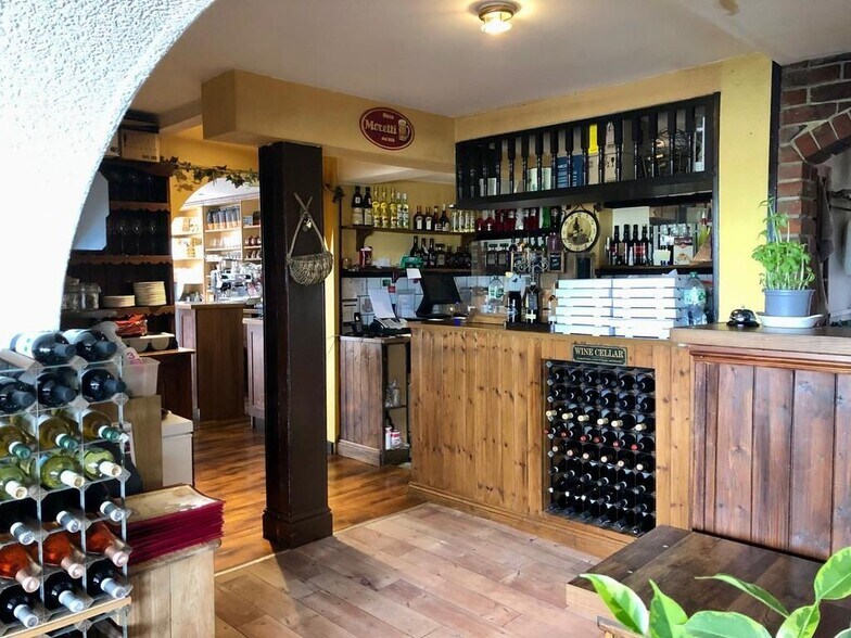 30 St. Thomas St, Ryde à vendre - Photo du bâtiment - Image 3 de 6