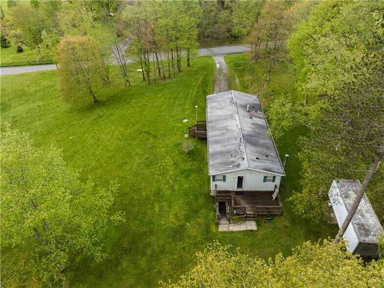 375 Brewer Rd, Saxonburg, PA à vendre - Photo du bâtiment - Image 2 de 9