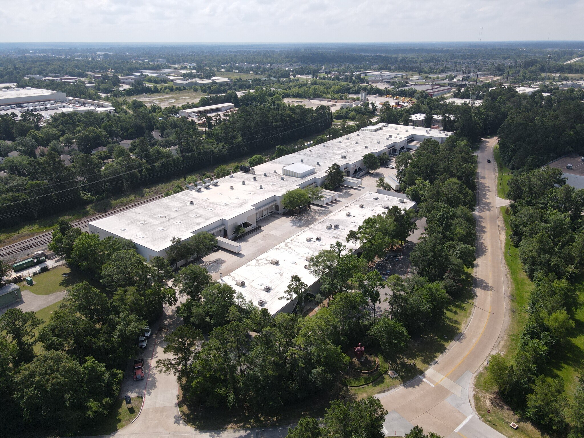 410 S Trade Center Pky, The Woodlands, TX for lease Aerial- Image 1 of 6