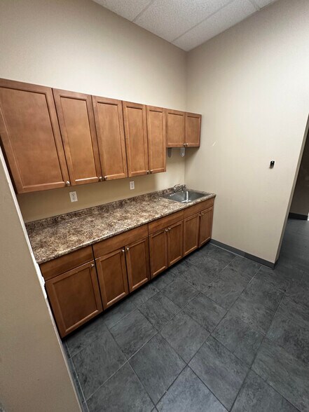 3400 Veterans Memorial Hwy, Bohemia, NY à louer - Photo intérieure - Image 3 de 14