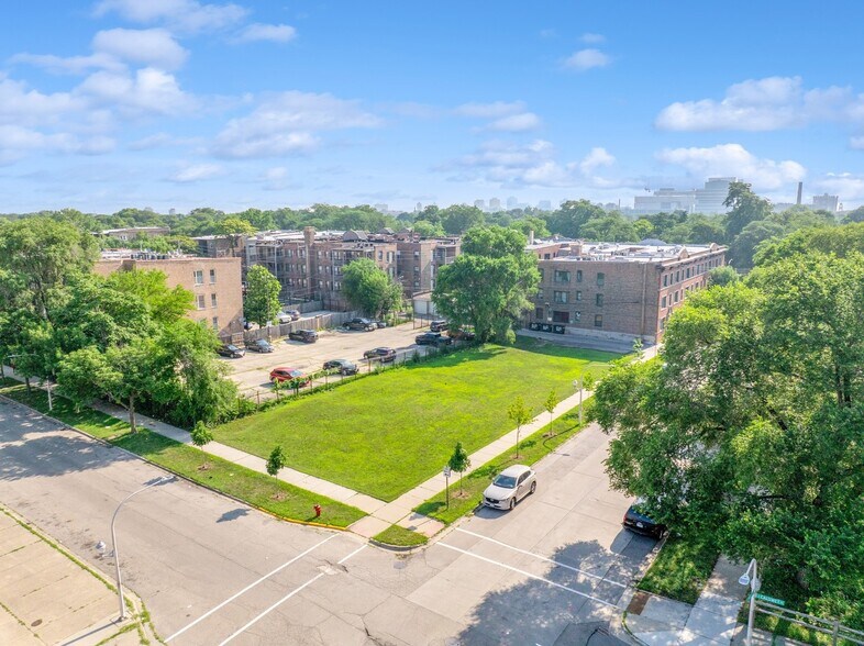 5755 Calumet Ave, Chicago, IL à vendre - Aérien - Image 2 de 20