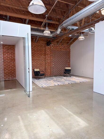 1745 Berkeley St, Santa Monica, CA à louer - Photo du bâtiment - Image 2 de 7