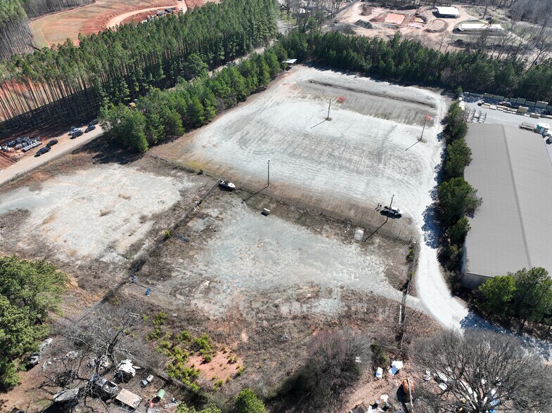 11642 McCord Rd, Huntersville, NC à louer - Photo du bâtiment - Image 2 de 5