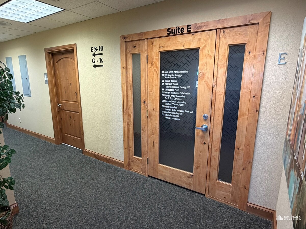 4689 W 20th St E, Greeley, CO 80634 - Unité E -  - Photo intérieure - Image 1 of 6