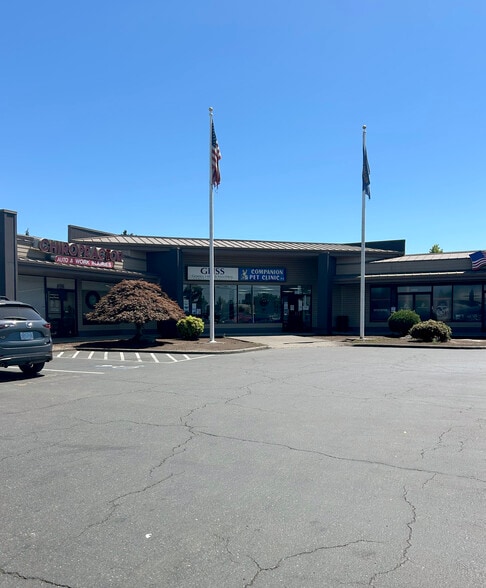 3052-3090 Lancaster Dr NE, Salem, OR for lease - Building Photo - Image 3 of 12