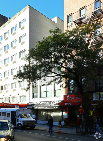 341 W 44th St, New York, NY à vendre - Photo principale - Image 1 de 4