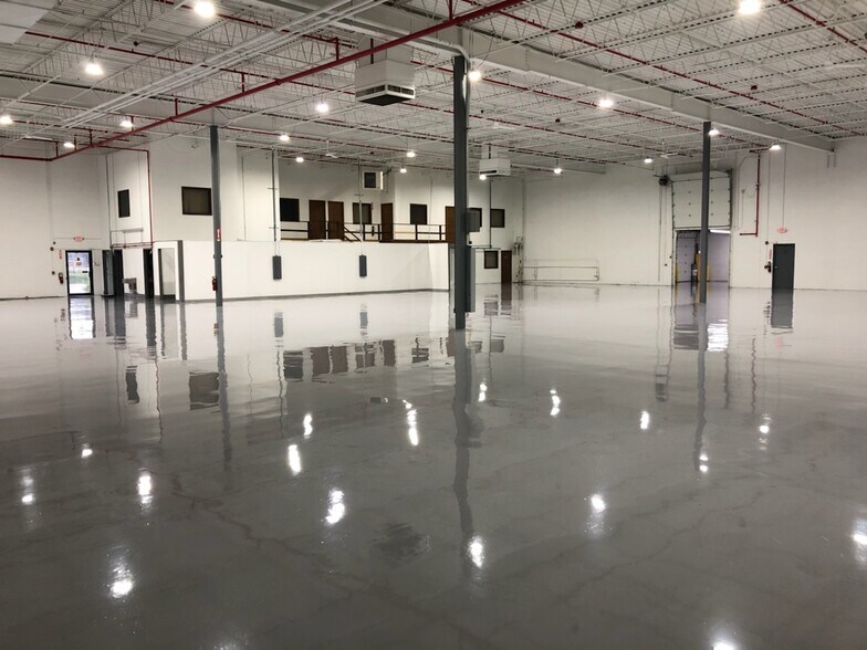 710-712 Anita Ave, Antioch, IL à louer - Photo intérieure - Image 3 de 8