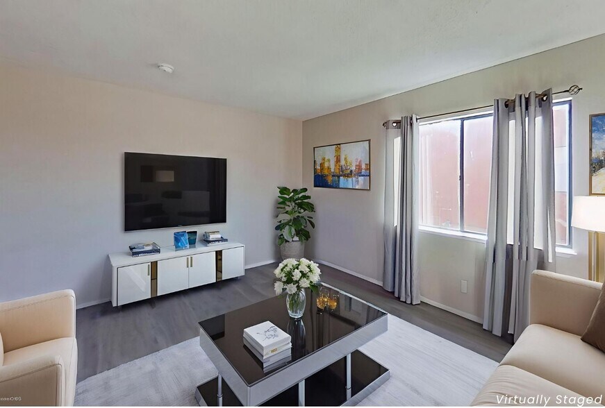 2305 Exeter Dr, Las Vegas, NV à vendre - Photo du bâtiment - Image 2 de 17