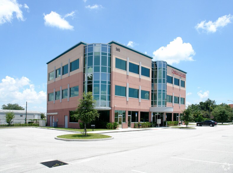 505 W Vine St, Kissimmee, FL à louer - Photo du bâtiment - Image 1 de 3