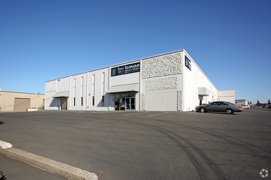3101-3105 Orange Grove Ave, North Highlands, CA for lease - Building Photo - Image 3 of 7