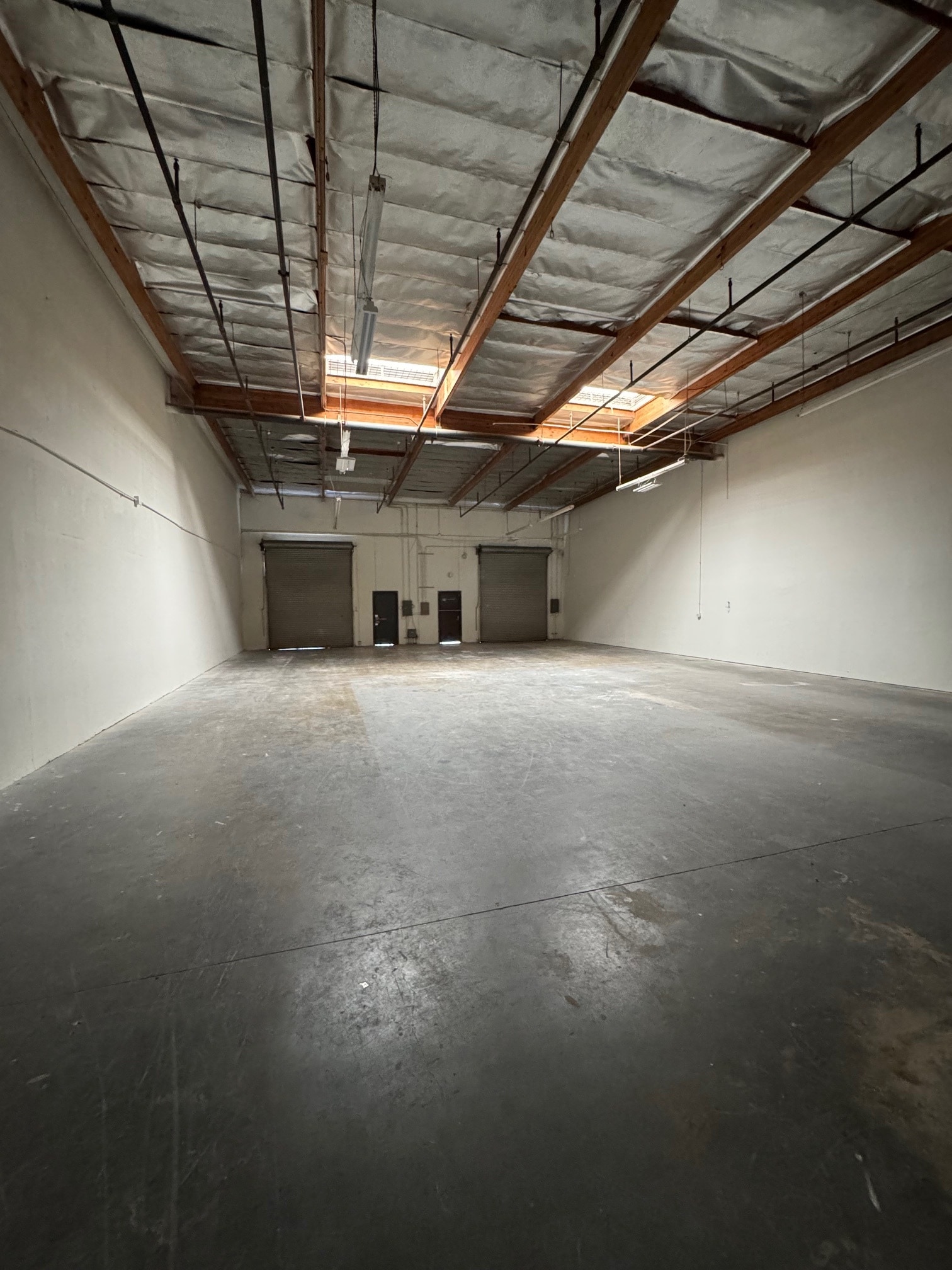 520 S Claudina St, Anaheim, CA for lease Interior Photo- Image 1 of 14