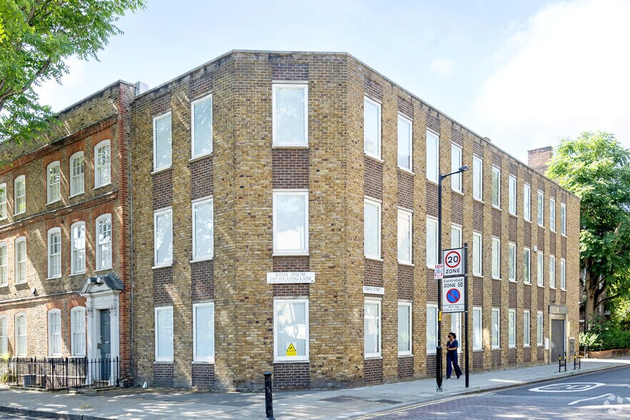 142-146 Long Ln, Londres à louer - Photo du bâtiment - Image 2 de 2