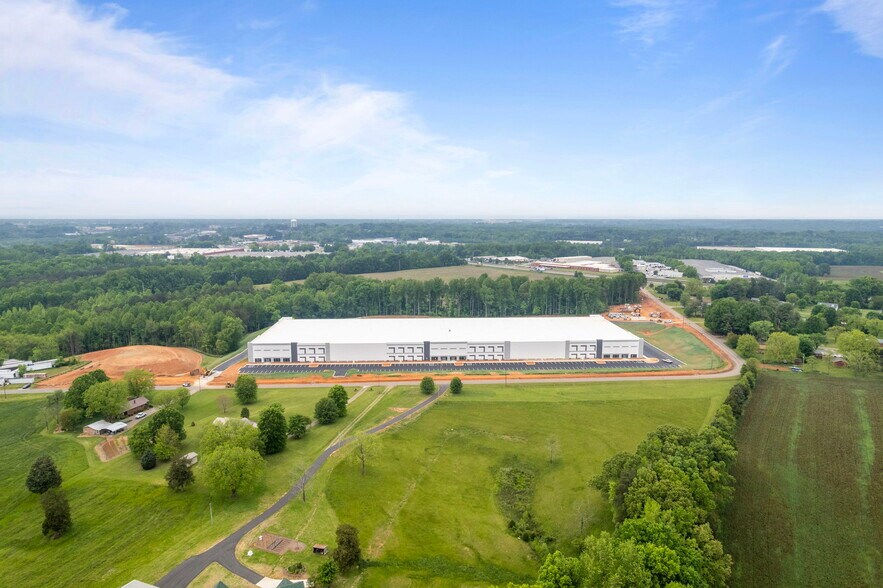 0 US Highway 70, Statesville, NC à louer - Photo du bâtiment - Image 3 de 5