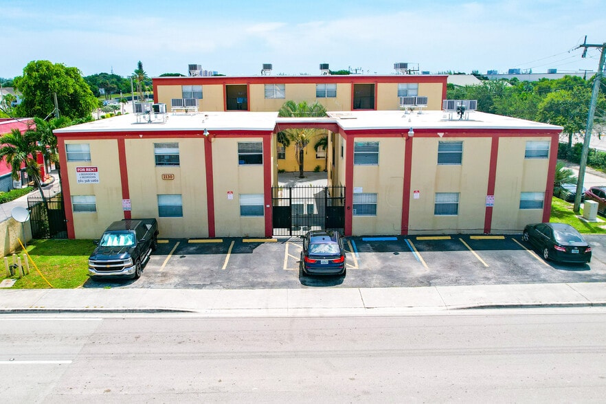 2130 Avenue S, Riviera Beach, FL for sale - Building Photo - Image 1 of 38