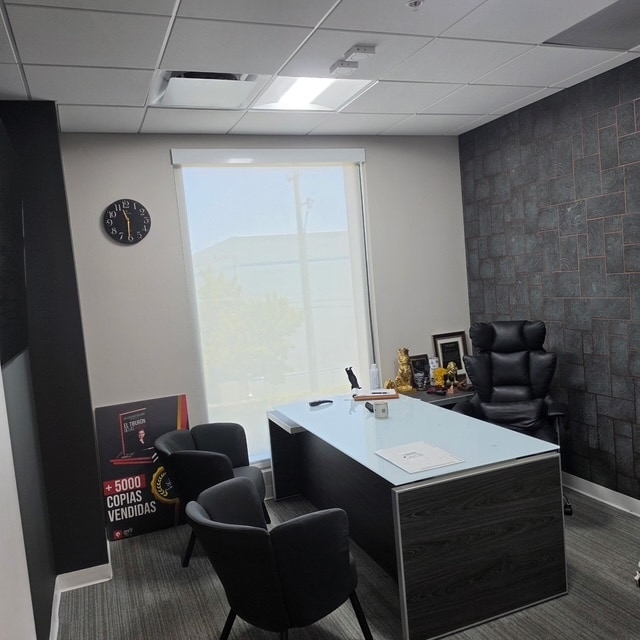 1695 NW 110th Ave, Miami, FL 33172 - Unité 2 - - Photo intérieure - Image 2 of 2