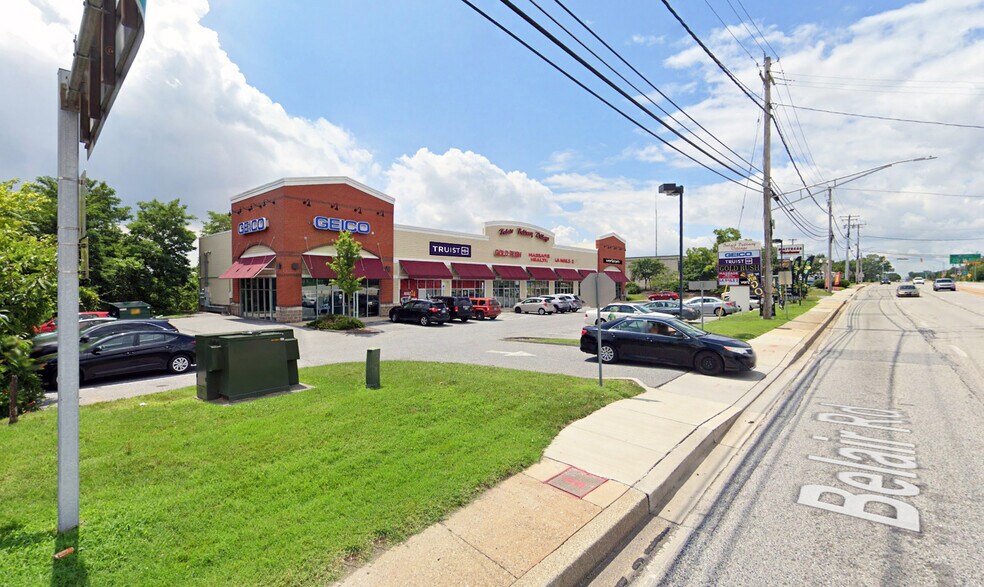 7911-7915 Belair Rd, Baltimore, MD à louer - Photo du bâtiment - Image 2 de 4
