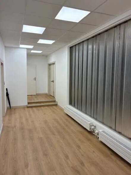 Commerce de détail dans Paris à vendre - Photo intérieure - Image 2 de 8