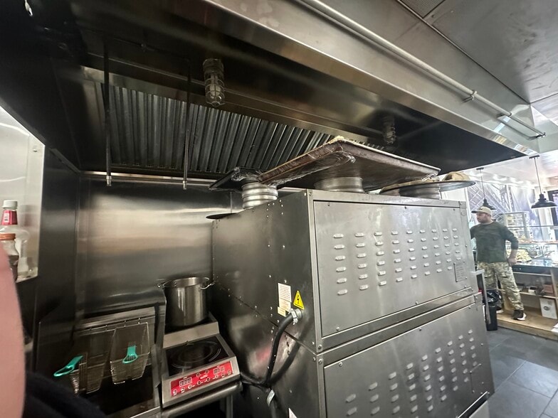 924 Columbus Ave, New York, NY à louer - Photo du bâtiment - Image 2 de 8