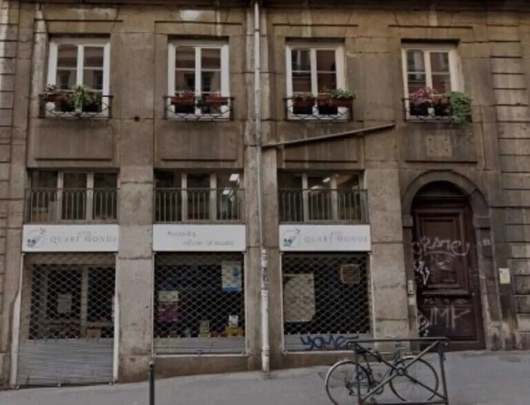 Bureau dans Lyon à vendre - Photo du bâtiment - Image 1 de 4