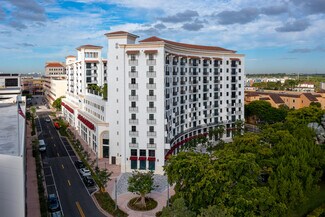Plus de détails pour 1515 San Remo Ave, Coral Gables, FL - Commerce de détail à louer