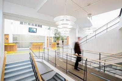Beehive Ring Rd, Gatwick for lease - Building Photo - Image 3 of 3