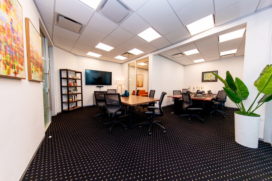 444 W Lake St, Chicago, IL à louer - Photo du bâtiment - Image 3 de 15